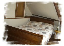 Bedroom with four-poster bed